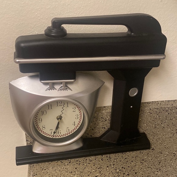 kitchen clock - Picture 1 of 1